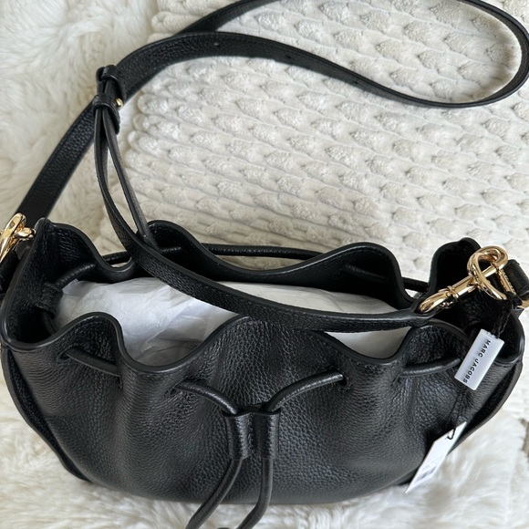 Marc Jacobs Leather Drawstring Bucket Bag Crossbody Adjustable Black Purse NWT - Picture 6 of 13